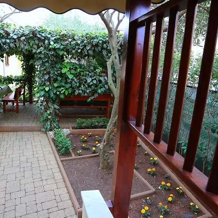 Bed & Breakfast Ivana 3*